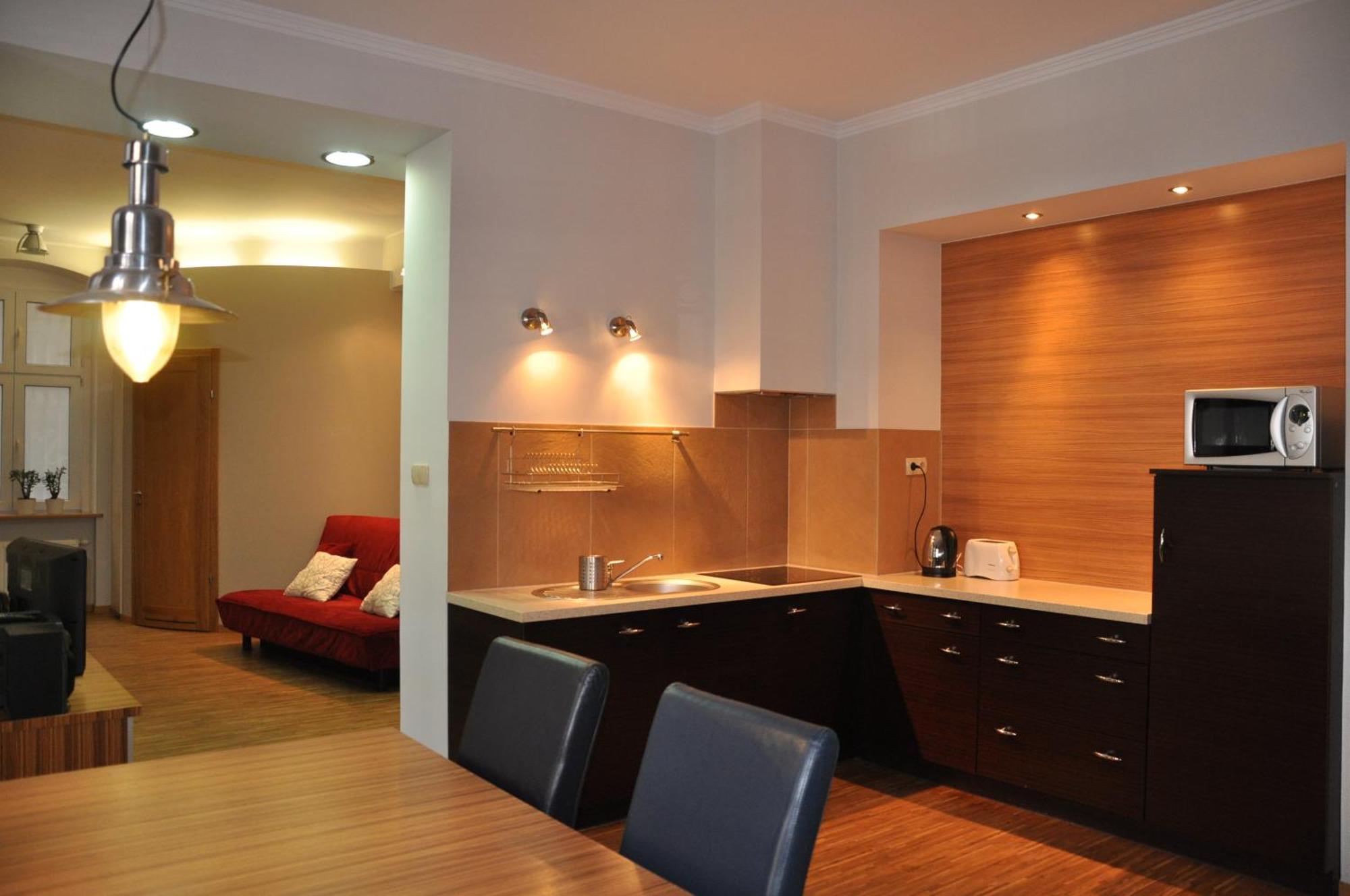 Apartment 23